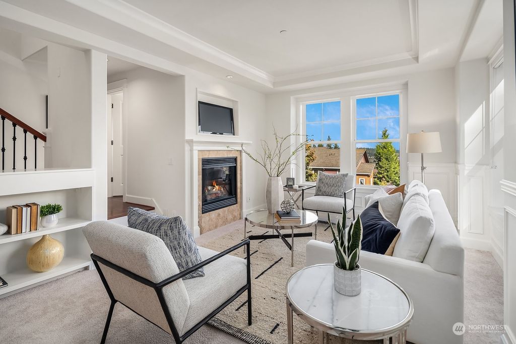 Photo of 99 Shy Bear Way NW, Issaquah, WA 98027 (MLS # 2167936)