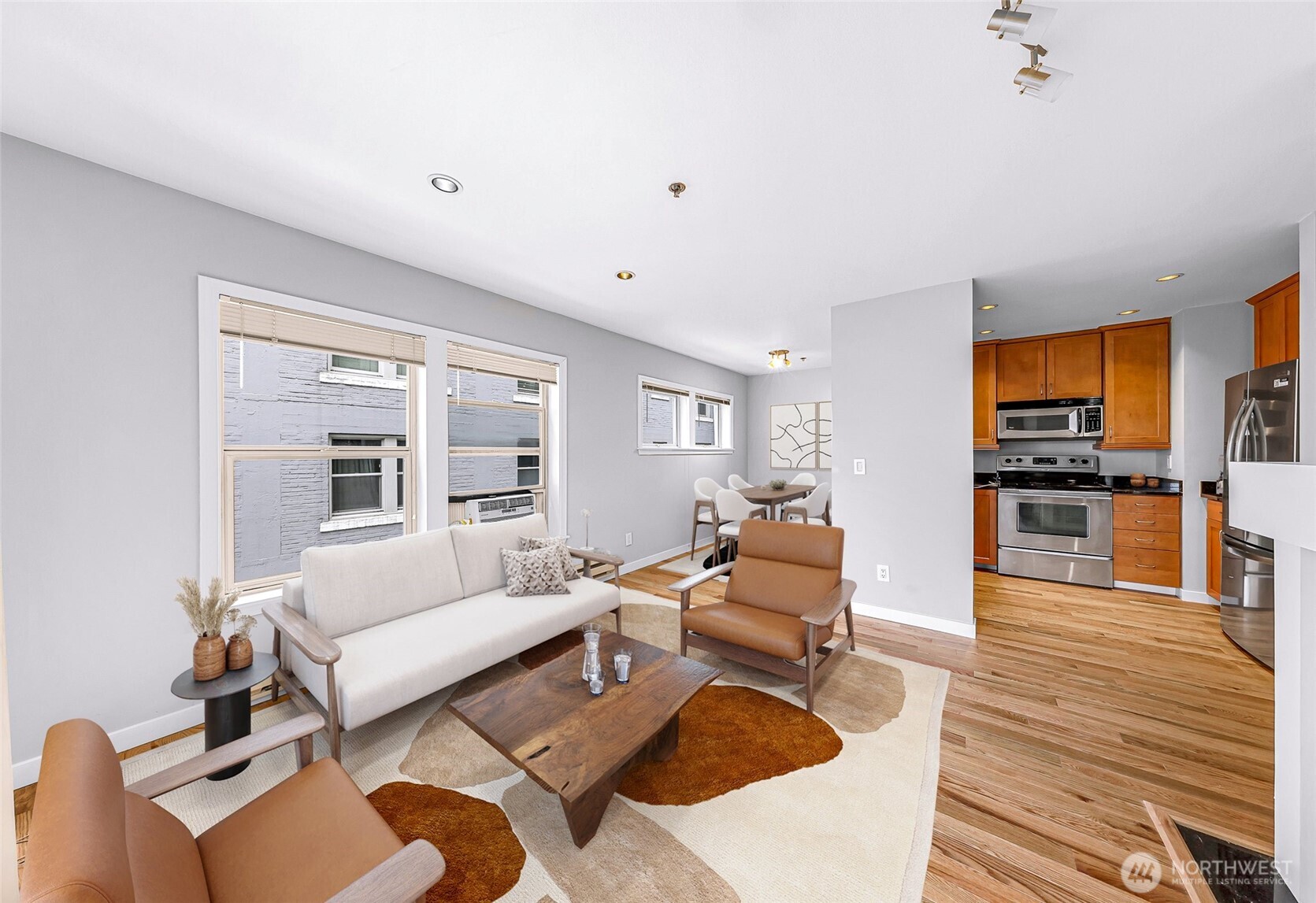 506 E Howell Street E212