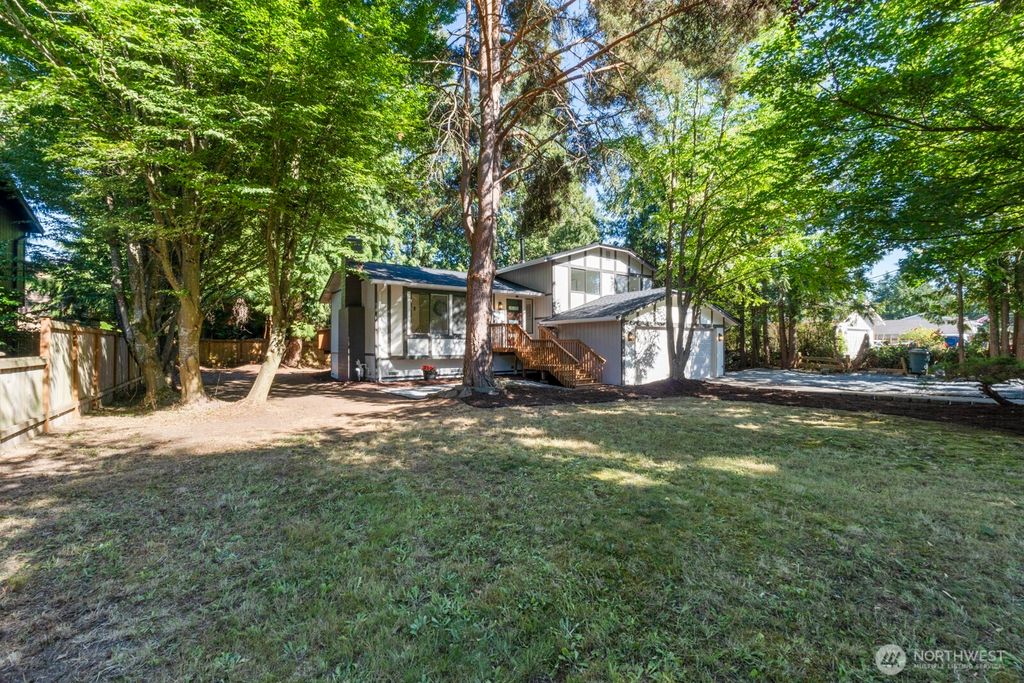 Photo of 15217 48th Avenue W, Edmonds, WA 98026 (MLS # 2448243)