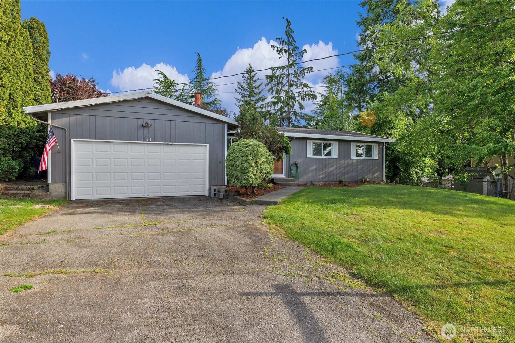 2133 S 253rd Street