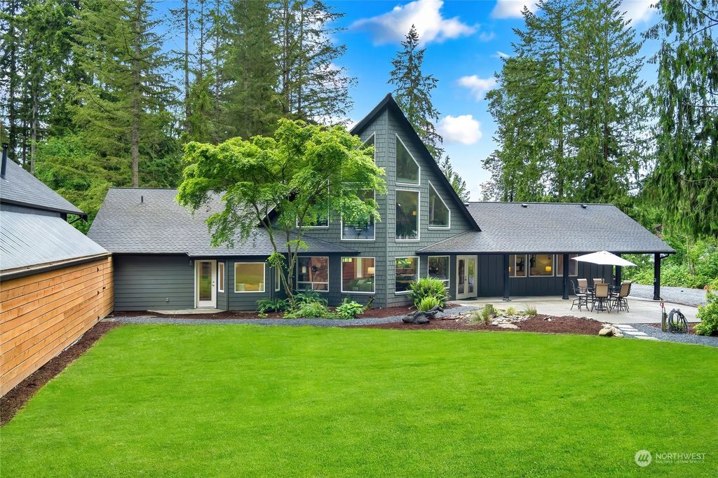 Photo of 10627 90th Street NE, Lake Stevens, WA 98258 (MLS # 2280305)