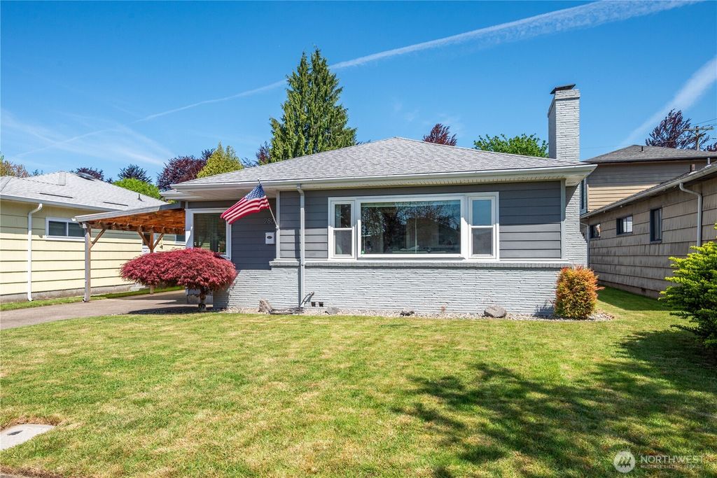 Photo of 2808 Lilac Street, Longview, WA 98632 (MLS # 2522028)