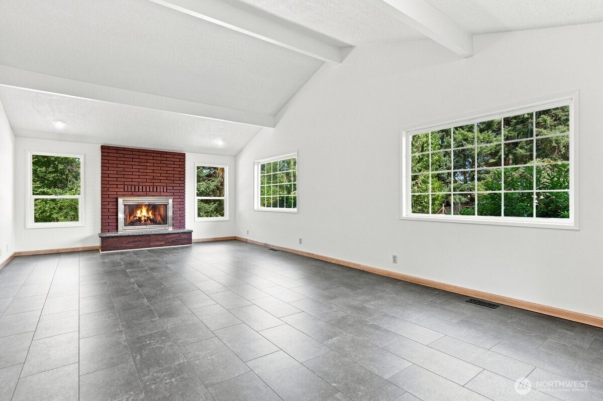 1011 NW 405th Street