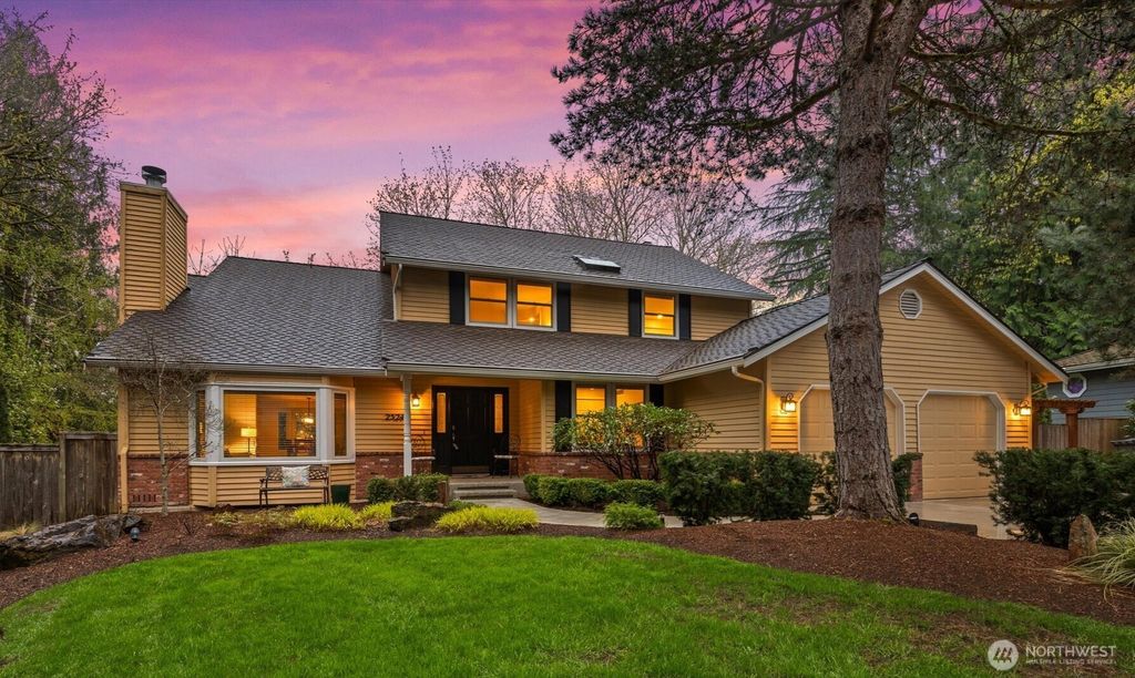 Photo of 2524 225th Place NE, Sammamish, WA 98074 (MLS # 2515646)