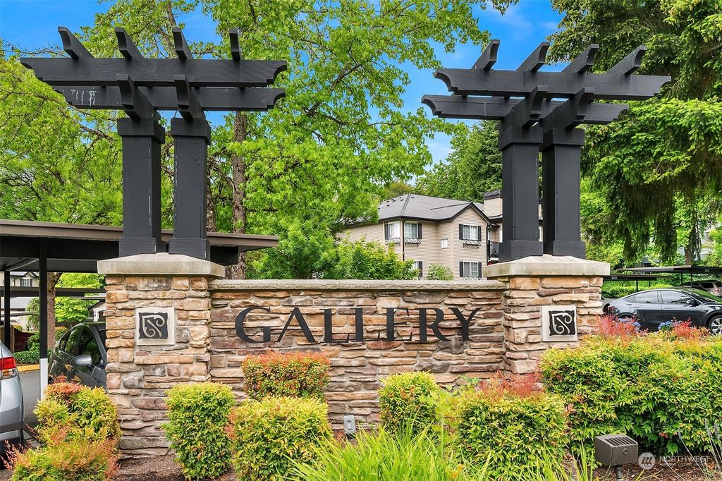 Photo of 215 9th Street #D301, Kirkland, WA 98033 (MLS # 2262855)