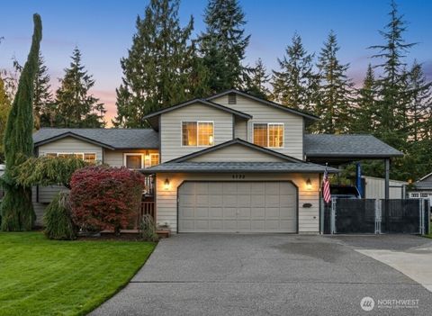 Photo of 9929 40th Place SE, Lake Stevens, WA 98258 (MLS # 2447439)