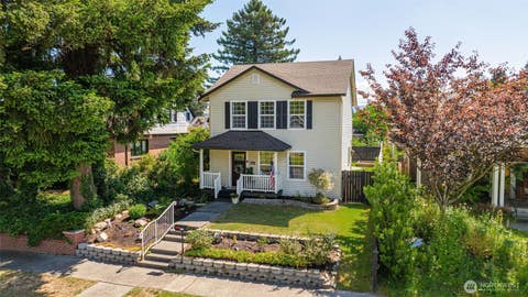 Photo of 227 S Macleod Avenue, Arlington, WA 98223 (MLS # 2541353)