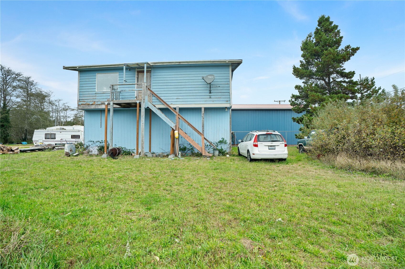 221 E Elizabeth Avenue