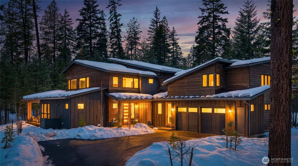 Photo of 331 Old Grove Trail, Cle Elum, WA 98922 (MLS # 2466193)