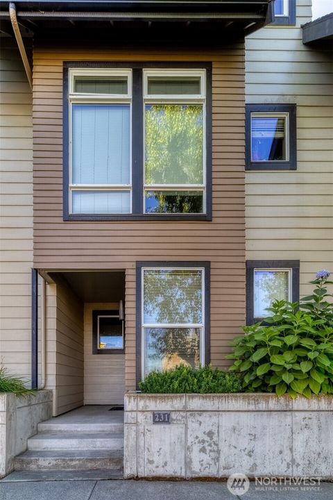 Photo of 231 W Sumach Street, Walla Walla, WA 99362 (MLS # 2415735)