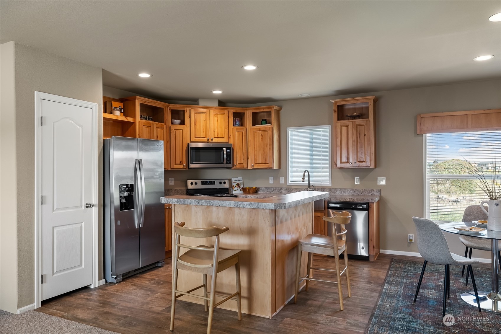 1430 Ocean Shores Boulevard SW