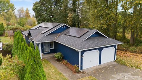 Photo of 6502 26th Street NE, Federal Way, WA 98422 (MLS # 2441448)