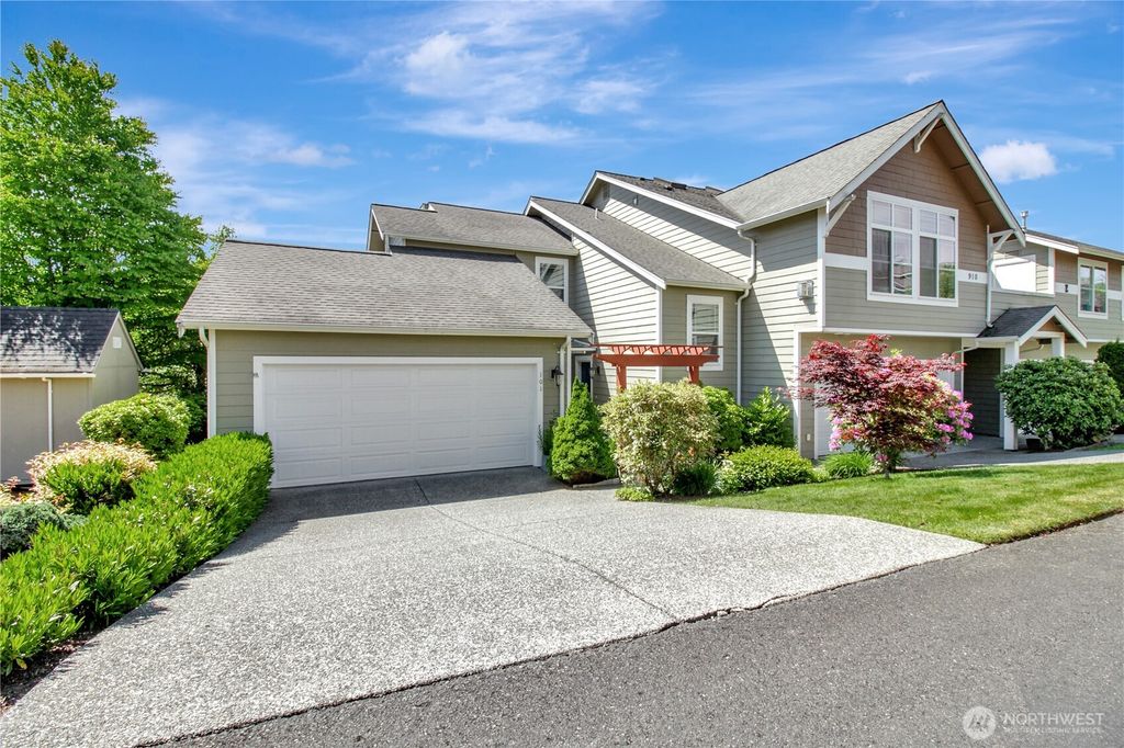 Photo of 910 Medical Center Drive #E101, Arlington, WA 98223 (MLS # 2382400)