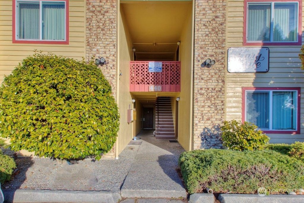 Photo of 440 SW 155th Street, Burien, WA 98166 (MLS # 2023373)