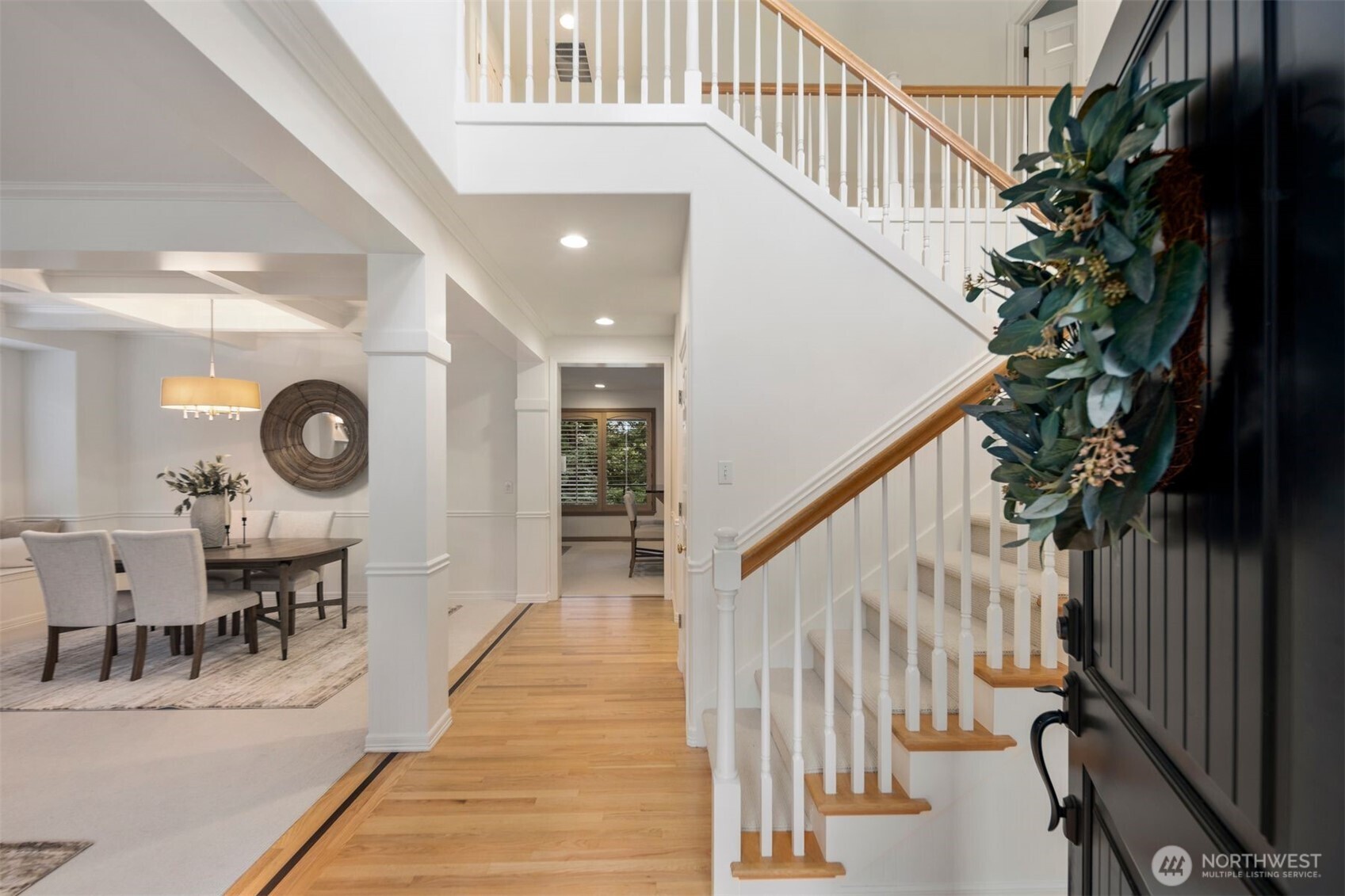 4423 Country Club Drive NE