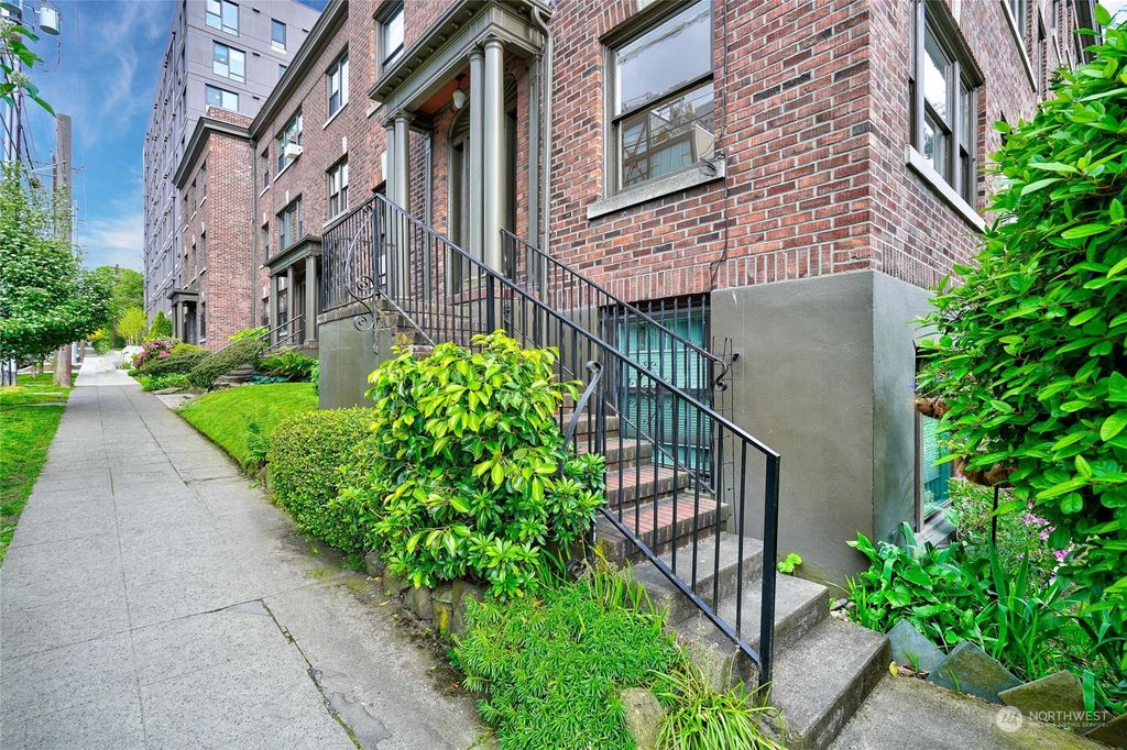 Photo of 1136 13th Avenue #101, Seattle, WA 98122 (MLS # 2244626)