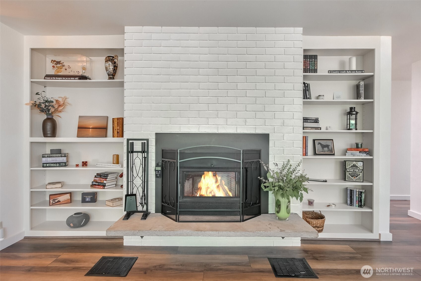 Edgewood, Washington 98371, United States, 4 Bedrooms Bedrooms, ,3 BathroomsBathrooms,Residential,Active,186126