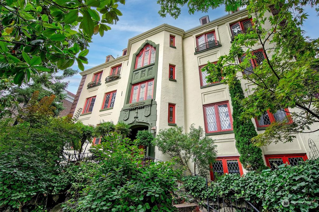 Photo of 1114 17th Avenue #201, Seattle, WA 98122 (MLS # 2325529)