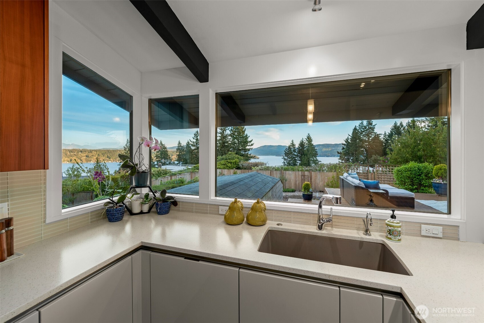 Bellevue, Washington, 98008, United States, 4 Bedrooms Bedrooms, ,3 BathroomsBathrooms,Residential,Pending,2051940