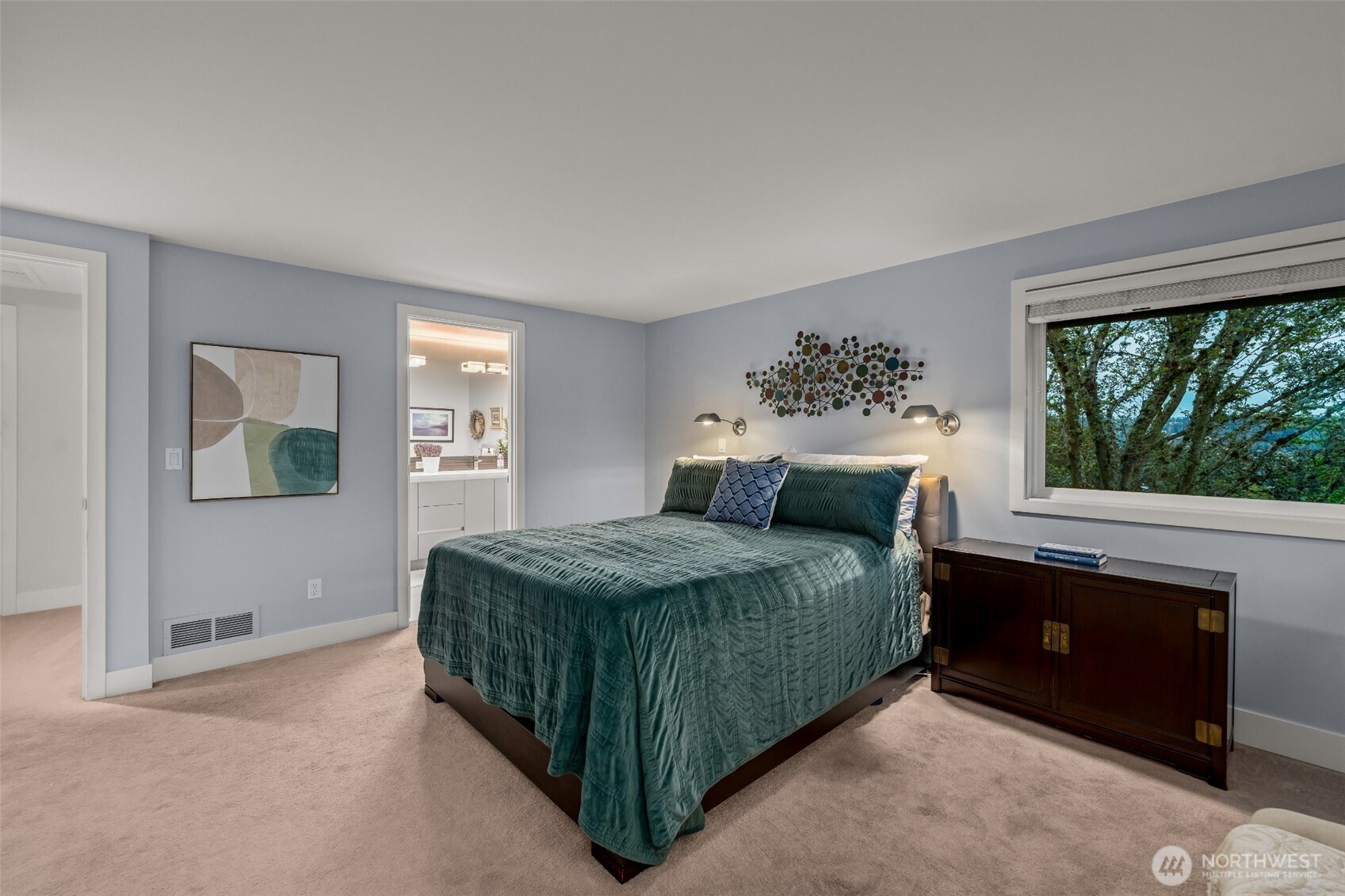 Bellevue, Washington, 98008, United States, 4 Bedrooms Bedrooms, ,3 BathroomsBathrooms,Residential,Pending,2051940