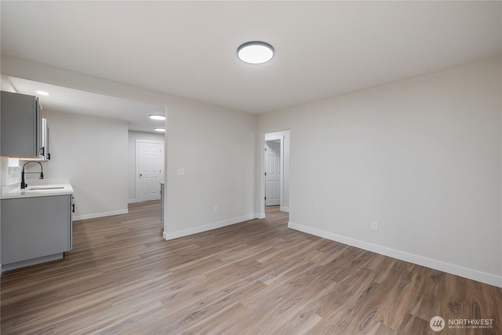 Photo of 288 21st Avenue, Longview, WA 98632 (MLS # 2484508)