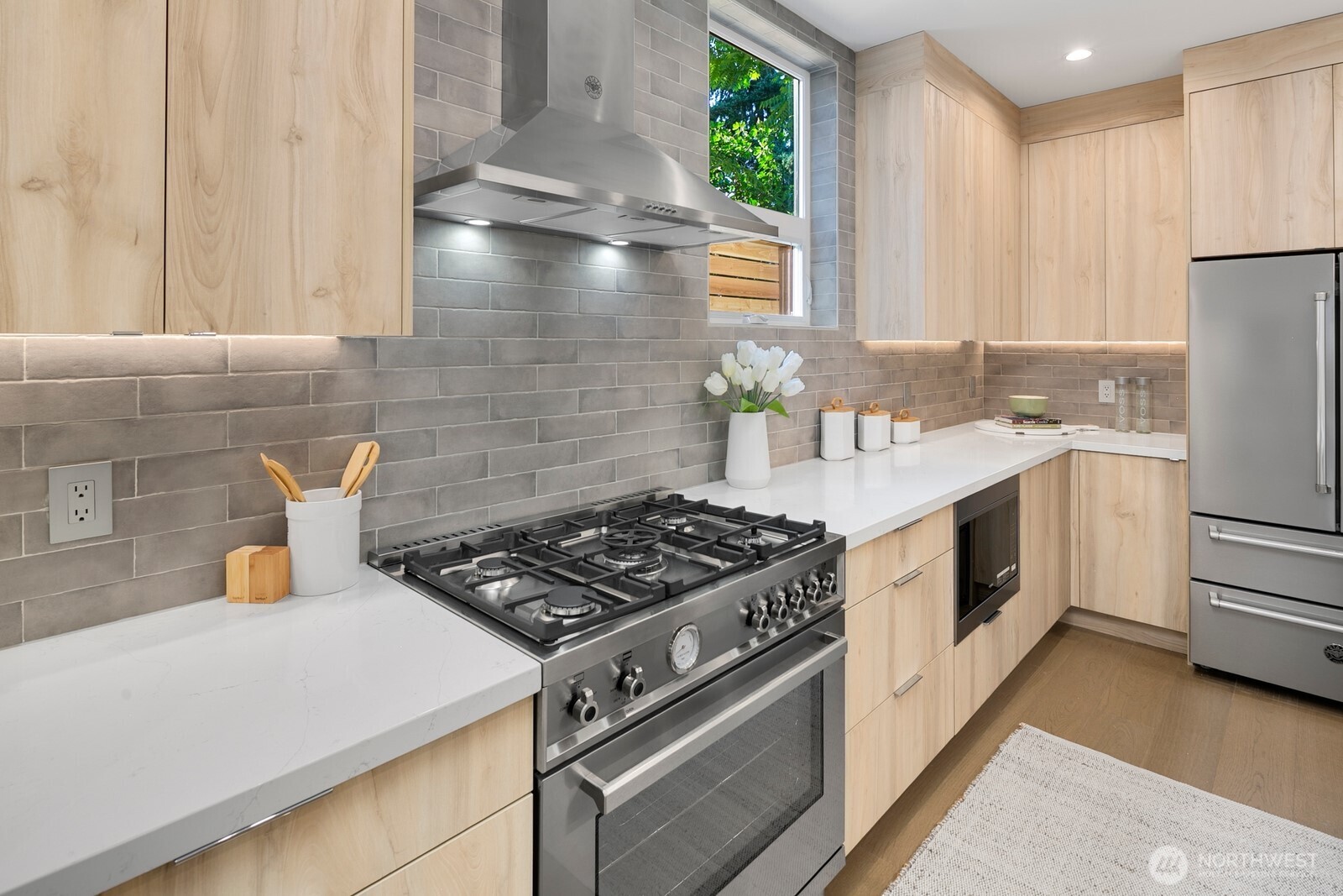 3816 NE 89th Street