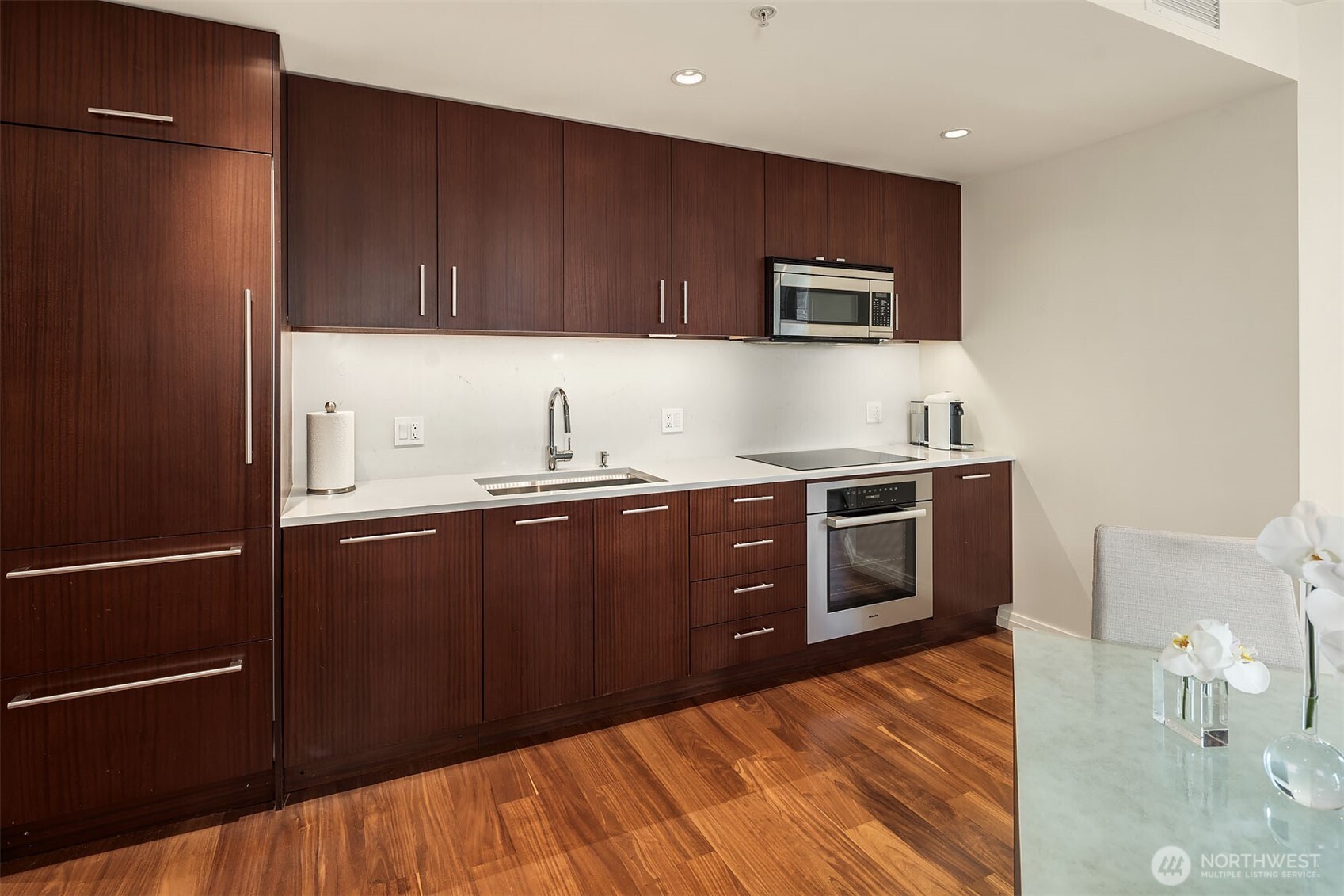 500 106th Avenue NE 2009