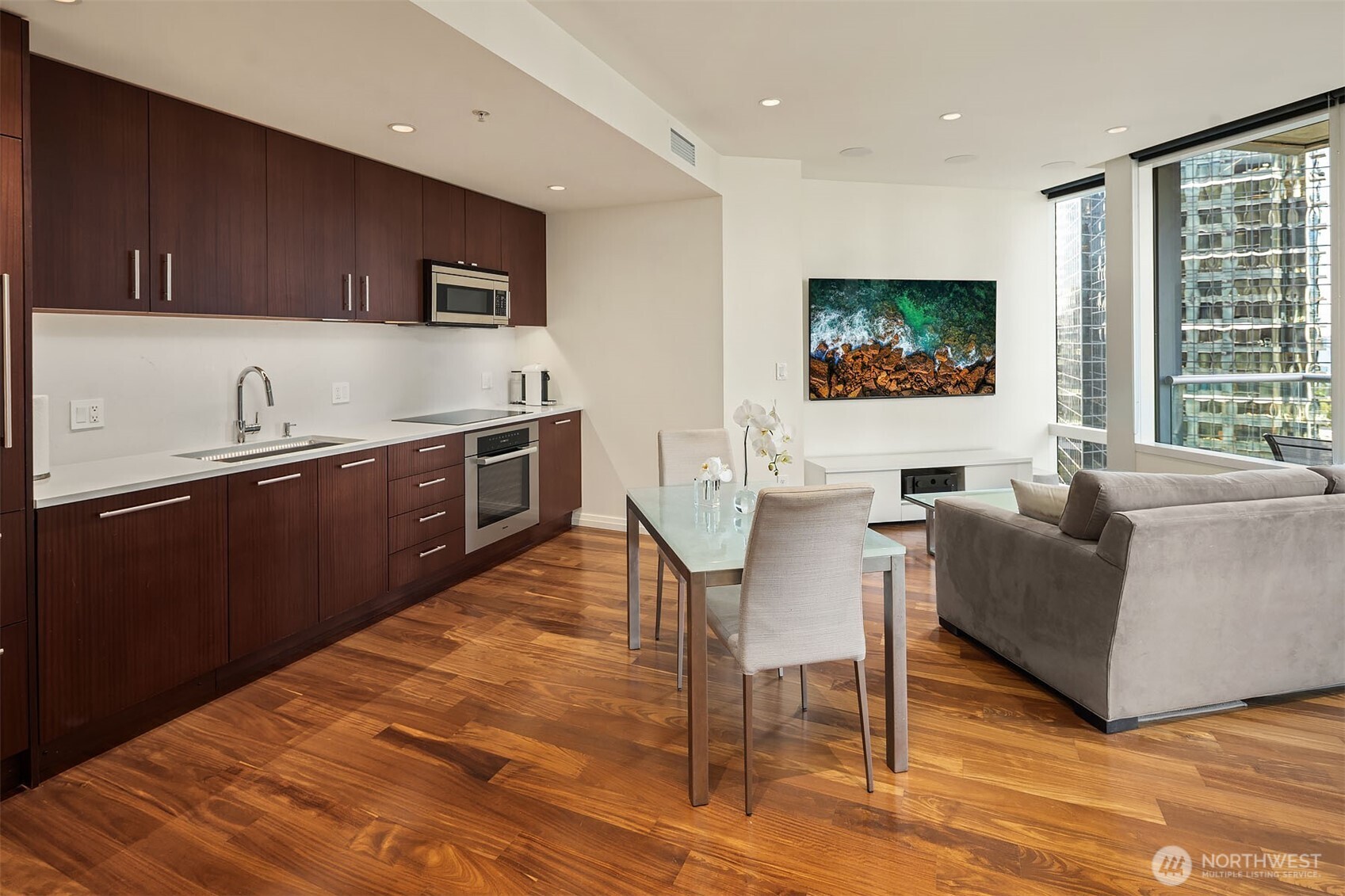 500 106th Avenue NE 2009