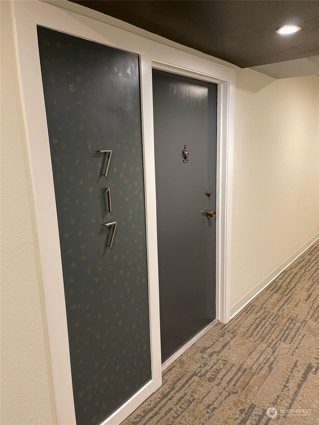 Photo of 6858 139th Avenue NE #717, Redmond, WA 98052 (MLS # 2137098)