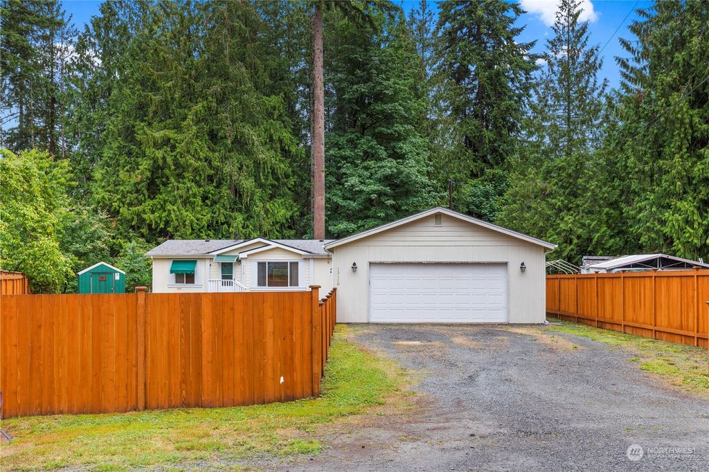 Photo of 13118 W Loop View Drive, Granite Falls, WA 98252 (MLS # 2132778)