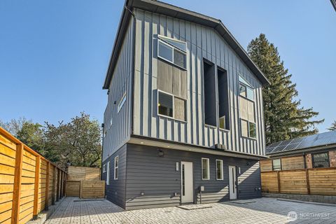 838 NW 58th Street B Seattle WA 98107