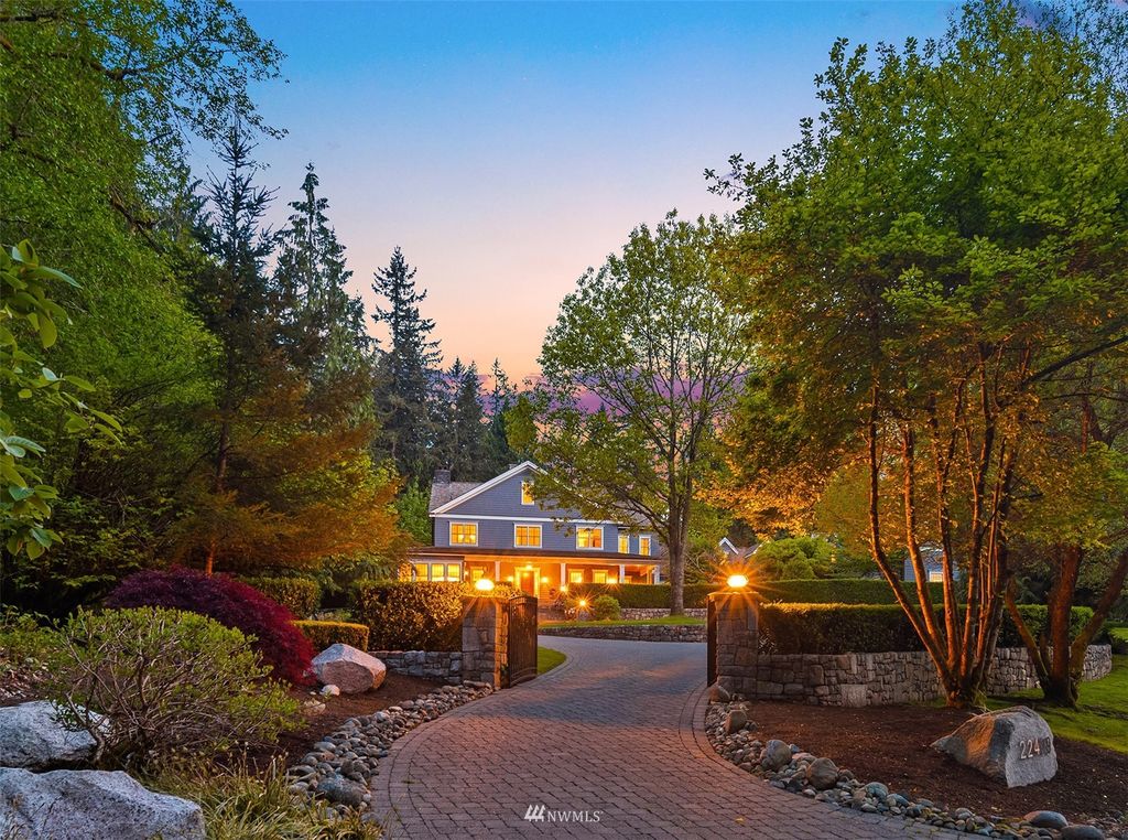 Photo of 22409 NE 137th Street, Woodinville, WA 98077 (MLS # 1936525)