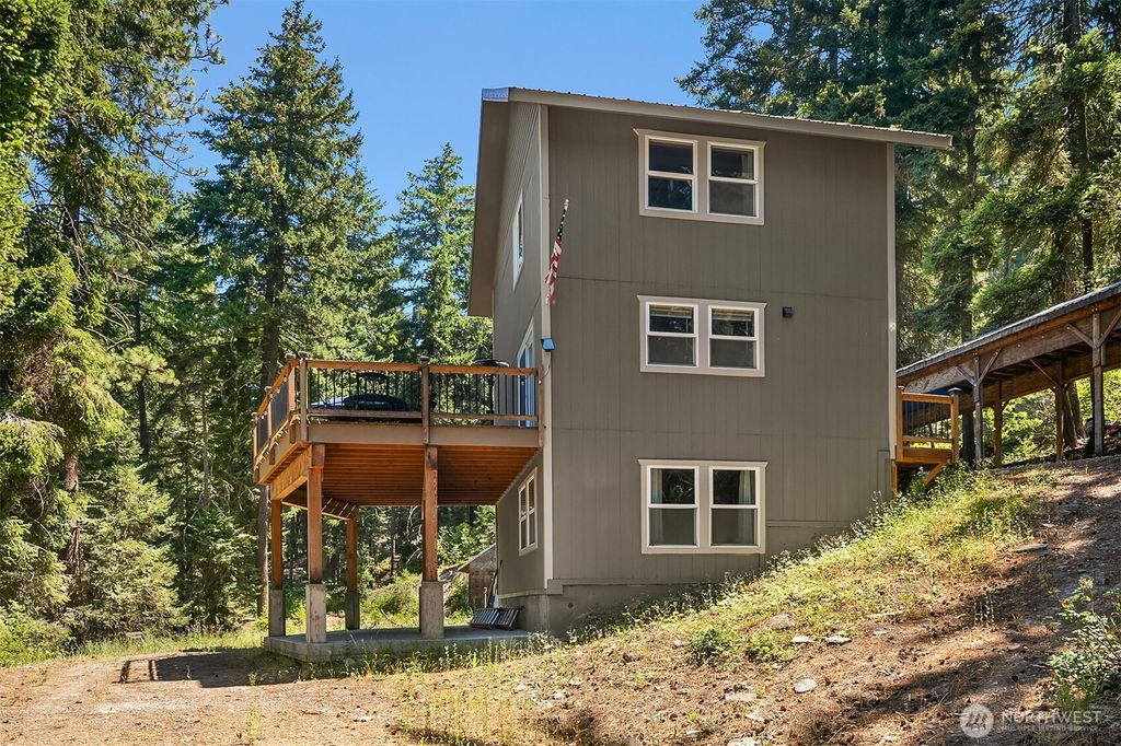 Photo of 61 Tom and Nita Road, Cle Elum, WA 98922 (MLS # 2488953)
