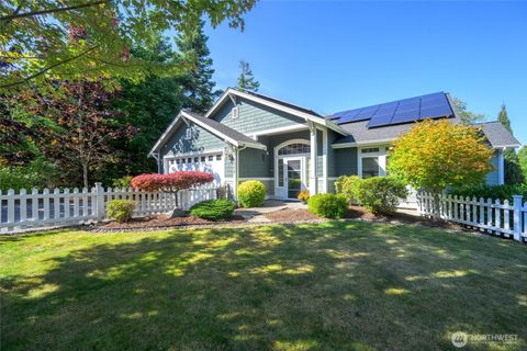 Photo of 2308 18th Street, Anacortes, WA 98221 (MLS # 2433656)