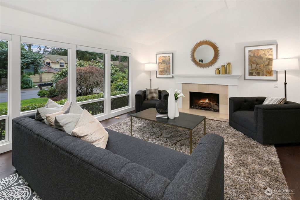 Photo of 8630 SE 78th Street, Mercer Island, WA 98040 (MLS # 2026711)