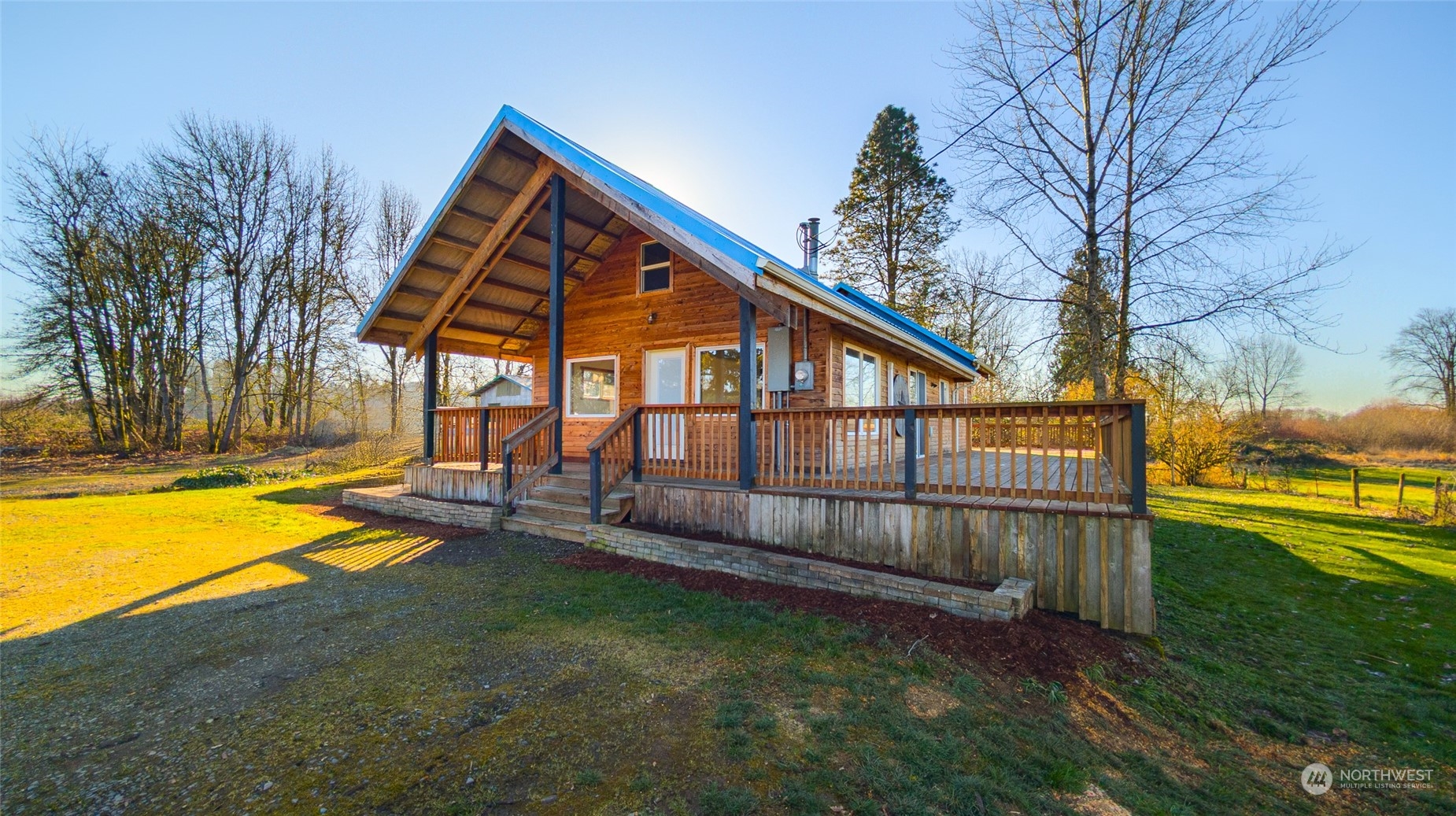 837 SW Hillburger Road