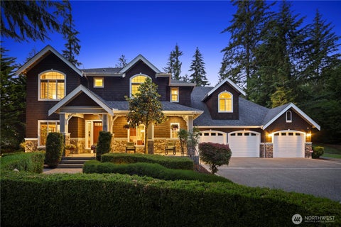 Photo of 25122 NE 18th Street, Sammamish, WA 98074 (MLS # 2542141)