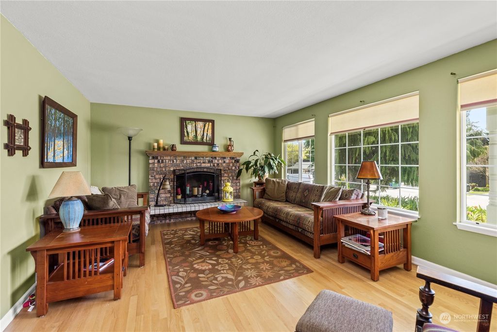 Photo of 3022 SW 109th Street, Seattle, WA 98146 (MLS # 2224843)