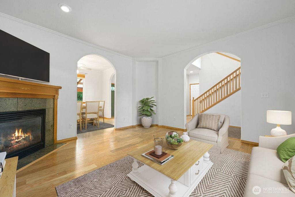 listing image 9362764870578989336