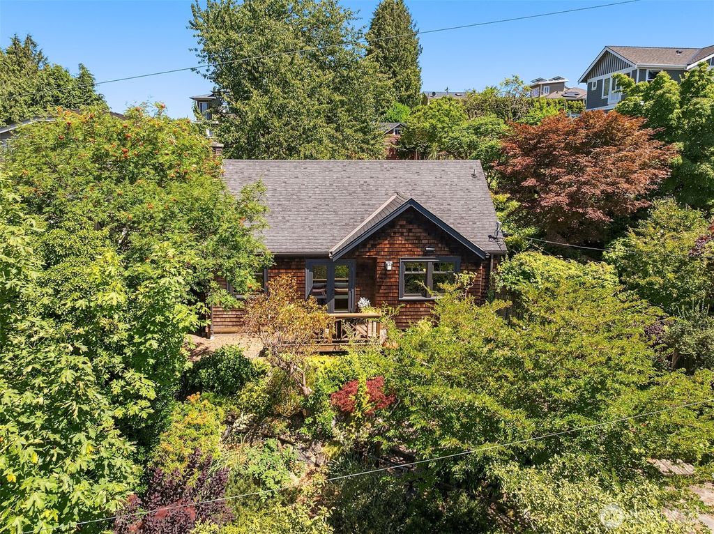 Photo of 4920 51st Avenue S, Seattle, WA 98118 (MLS # 2405238)