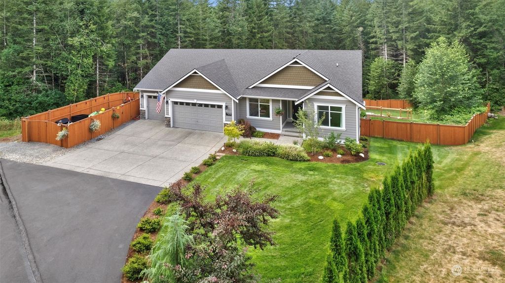Photo of 22718 22nd Street NE, Snohomish, WA 98290 (MLS # 2291793)