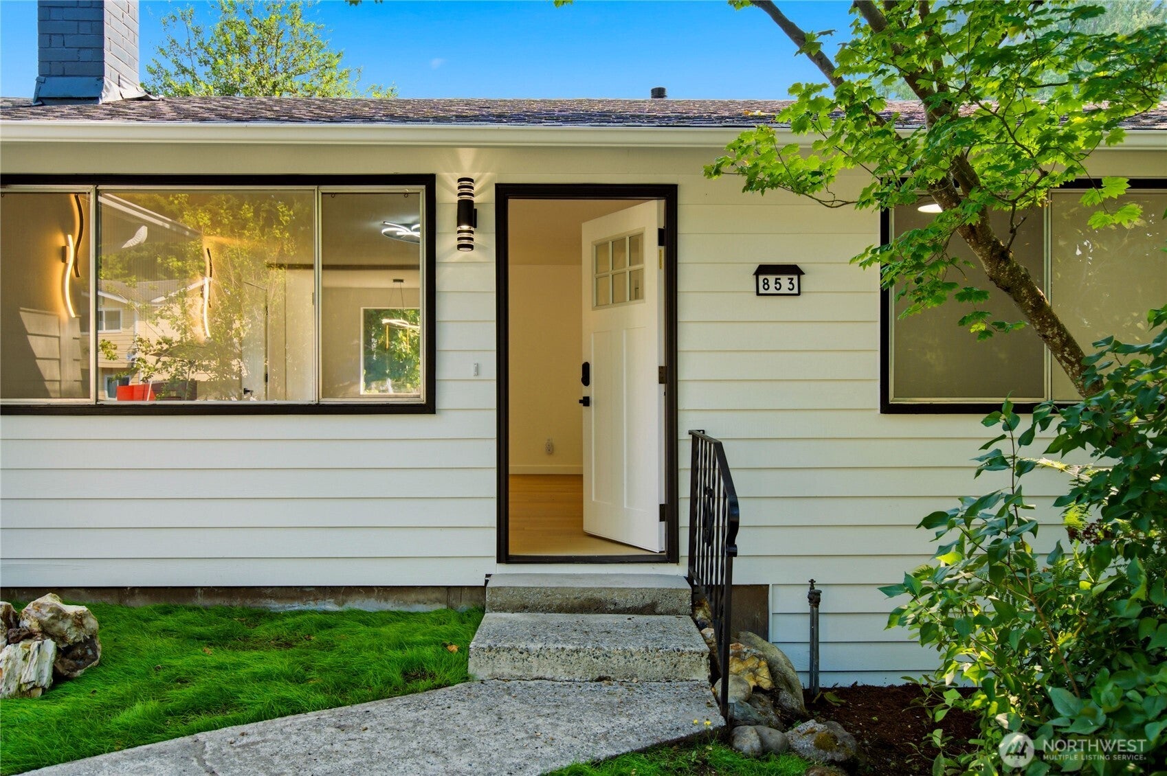 853 S 306th Street