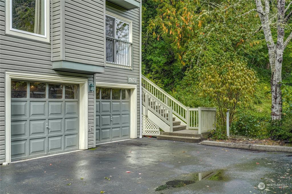 Photo of 17617 NE 92nd Court #2, Redmond, WA 98052 (MLS # 2163090)