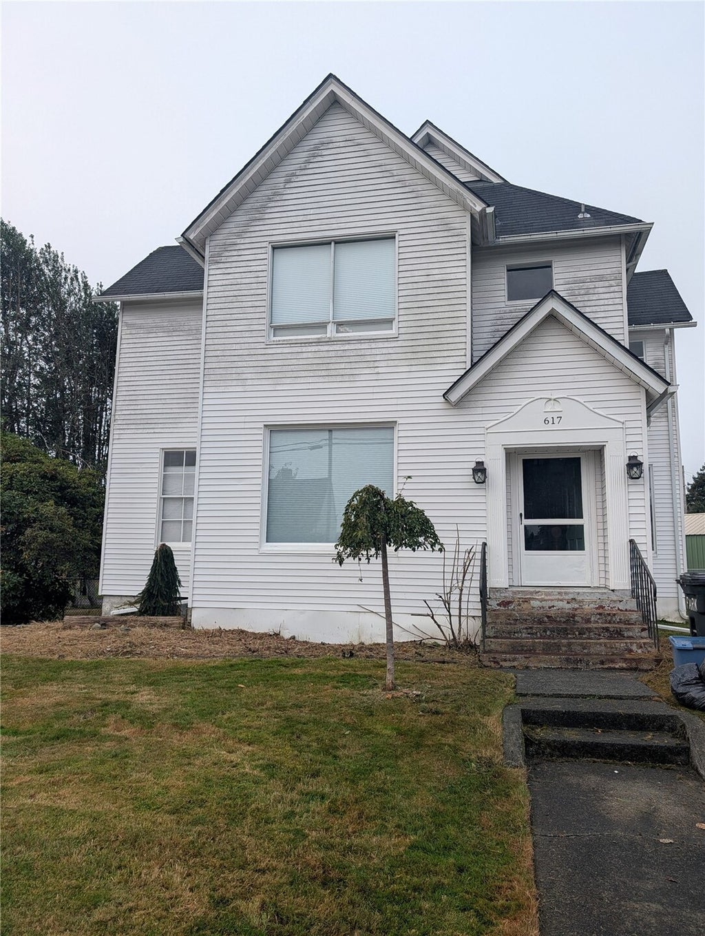 Photo of 617 N L Street, Aberdeen, WA 98520 (MLS # 2595382)