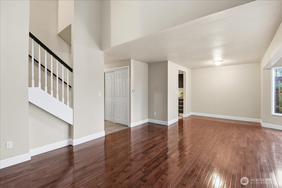 1596 Aberdeen Court SE