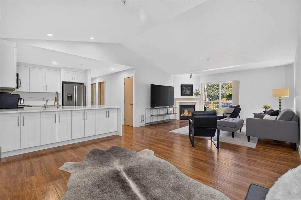 Photo of 10709 Valley View Road #B 401, Bothell, WA 98011 (MLS # 2597369)