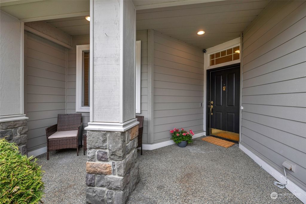 Photo of 439 243rd Place SE, Sammamish, WA 98074 (MLS # 2223371)