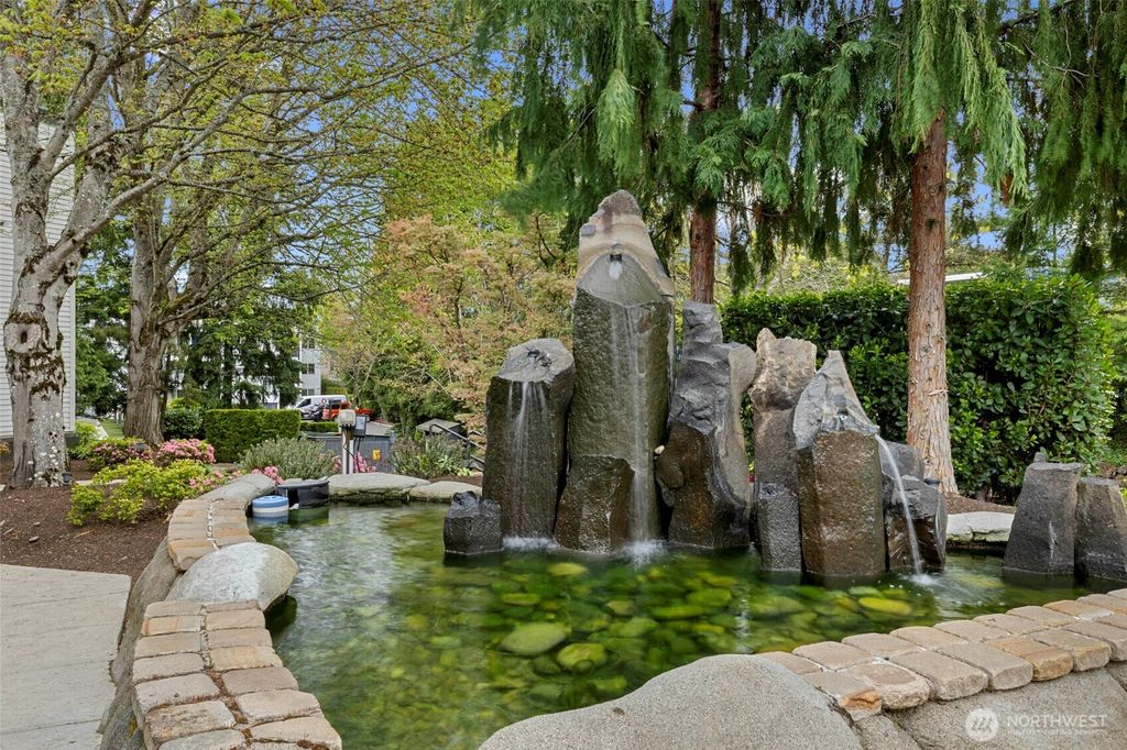 Photo of 410 2nd Avenue S #110, Kirkland, WA 98033 (MLS # 2515692)