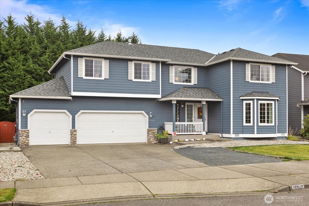 Photo of 17517 80th Drive NE, Arlington, WA 98223 (MLS # 2447613)