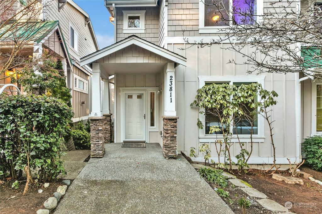 Photo of 23811 20th Avenue S, Des Moines, WA 98198 (MLS # 2326912)